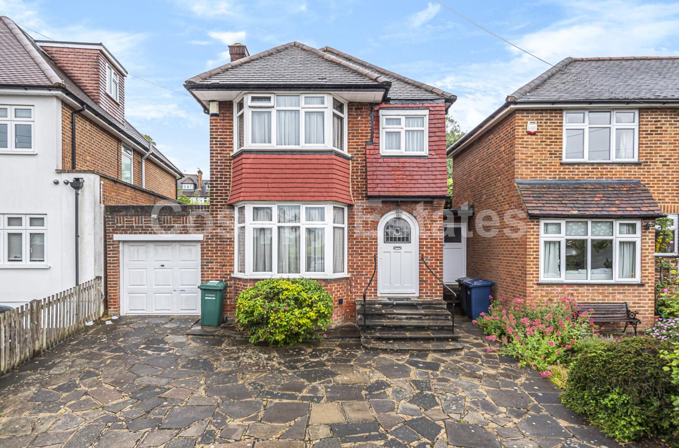Glenmere Avenue, Mill Hill